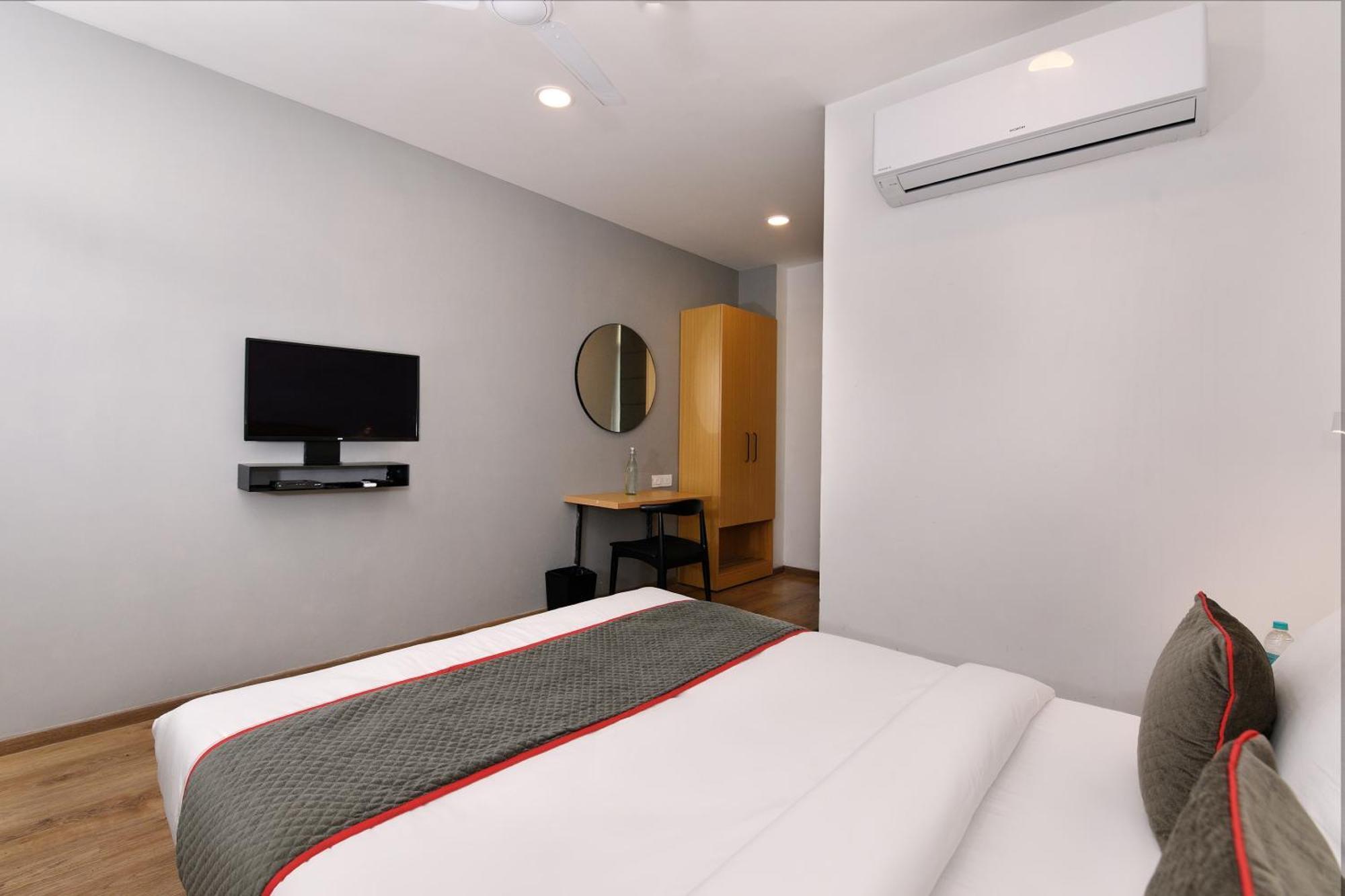Townhouse Function Inn Near Chaudhary Charan Singh International Airport Lucknow Exterior photo