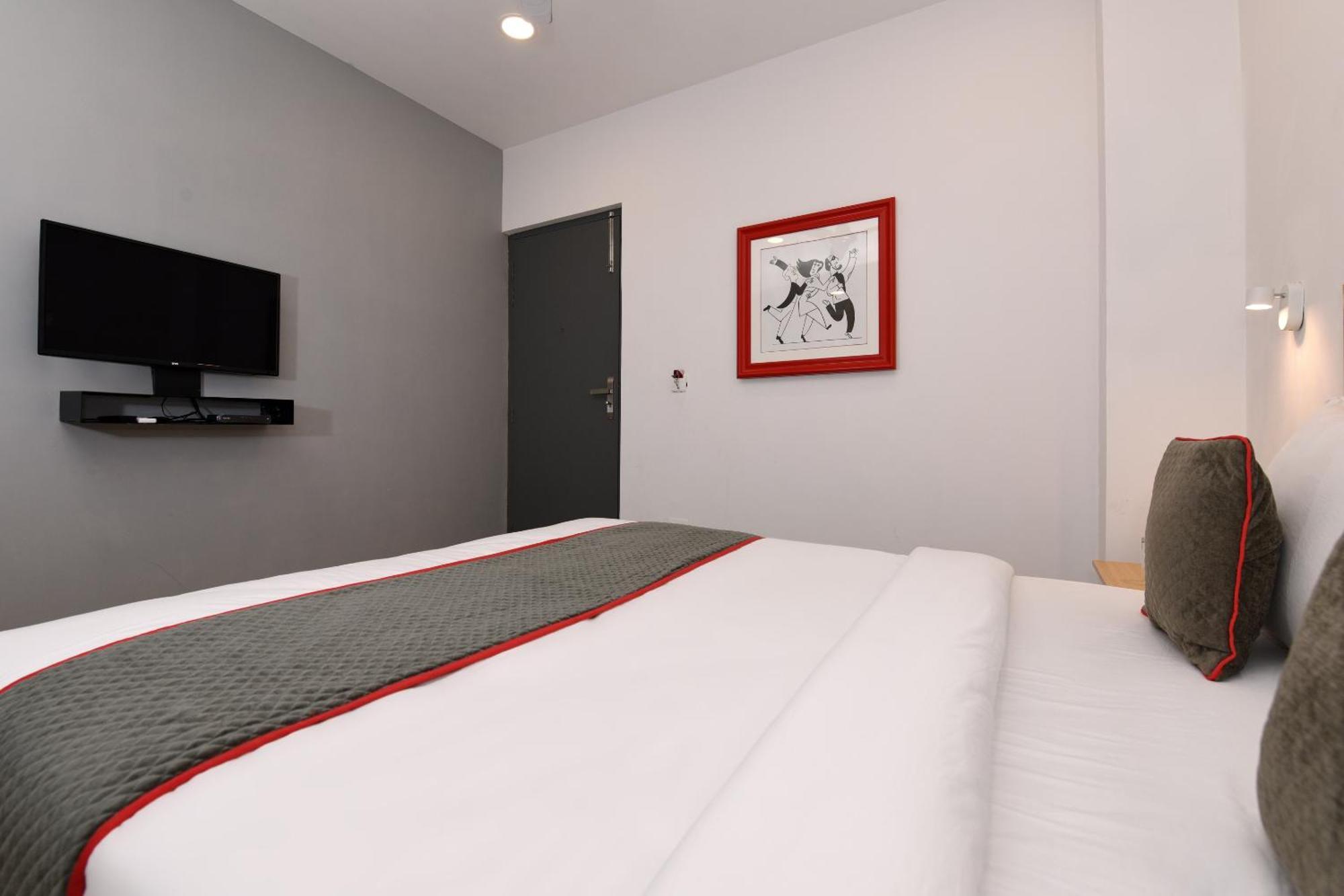 Townhouse Function Inn Near Chaudhary Charan Singh International Airport Lucknow Exterior photo